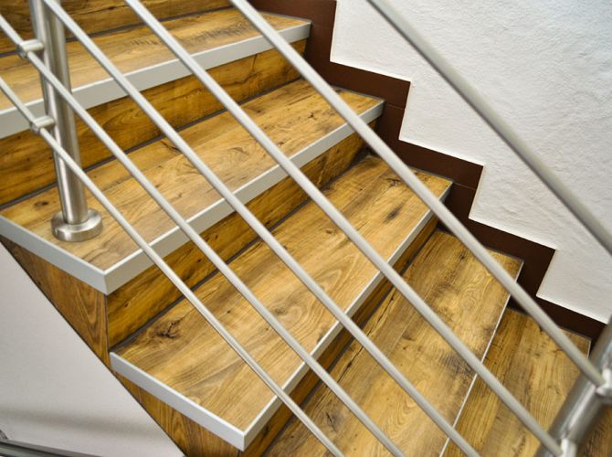 Weiter zu Decken-, Wand- & Bodenbeläge